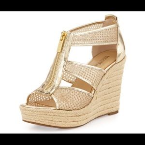 Sparkling gold Michael Kors wedge